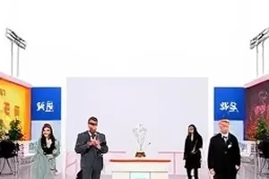 网友侦探笔记封面：用户自主整理的事件线索笔记